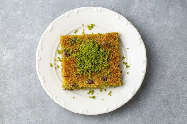 How to Make a Traditional German Sauerbraten with Tender Beef?